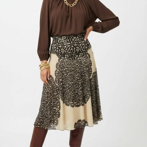 Diane Von Furstenberg Chocolate Brown Tan Floral Print Velvet A Line Skirt 4 - Picture 1 of 7
